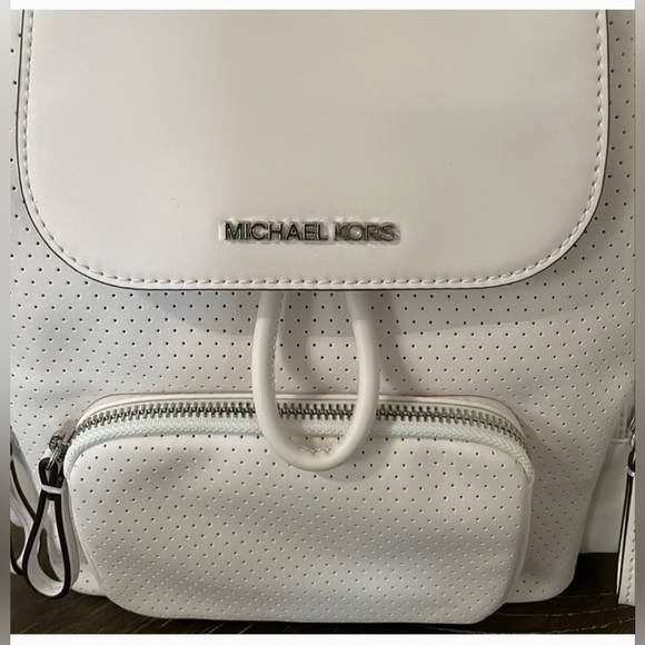 Michael Kors Abbey White Cargo Backpack Purse Tote Optic White NWT - Picture 3 of 9